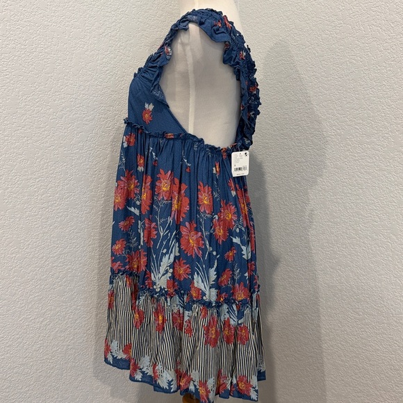 FREE PEOPLE Bali Wild Daisy Slip /
Stellar Combo size Medium - Picture 8 of 14